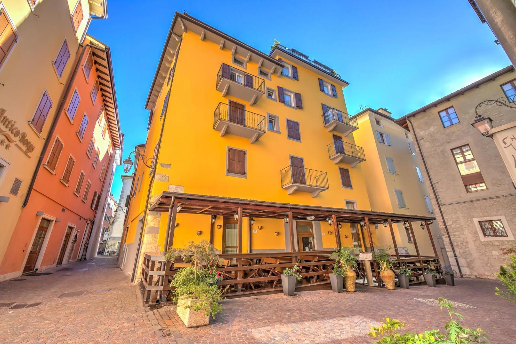 Aparthotel Casa Alpino - Happy Riva del Garda